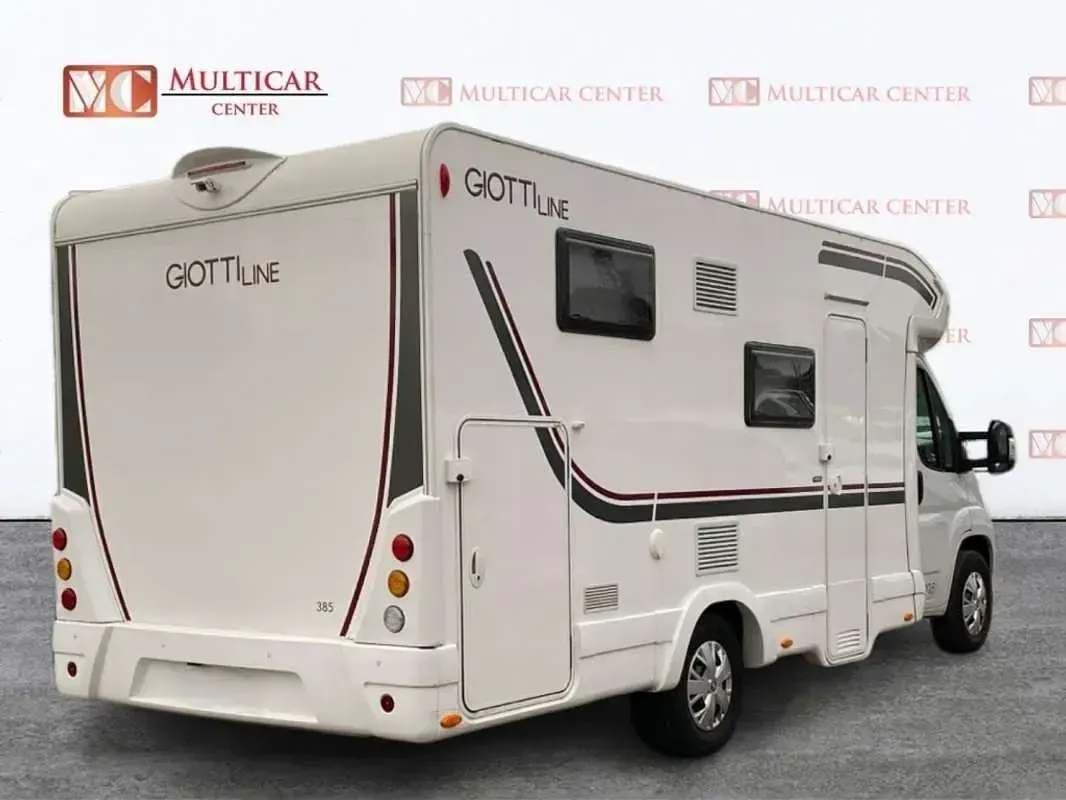 Usado Peugeot Boxer 140 CV (102 kW) 2023 Blanco Van