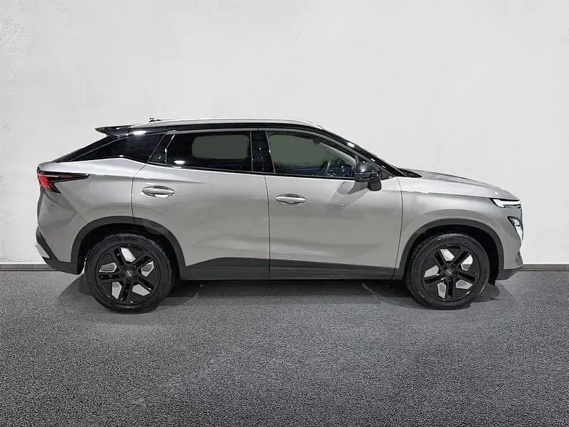 Usado Omoda 5 147 CV (108 kW) 2025 Gris / plata SUV