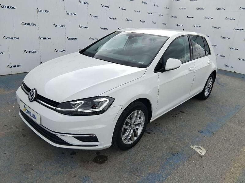 Usado VW Golf VII Advance 150 HP (110 kW) 2020 Branco Sedan