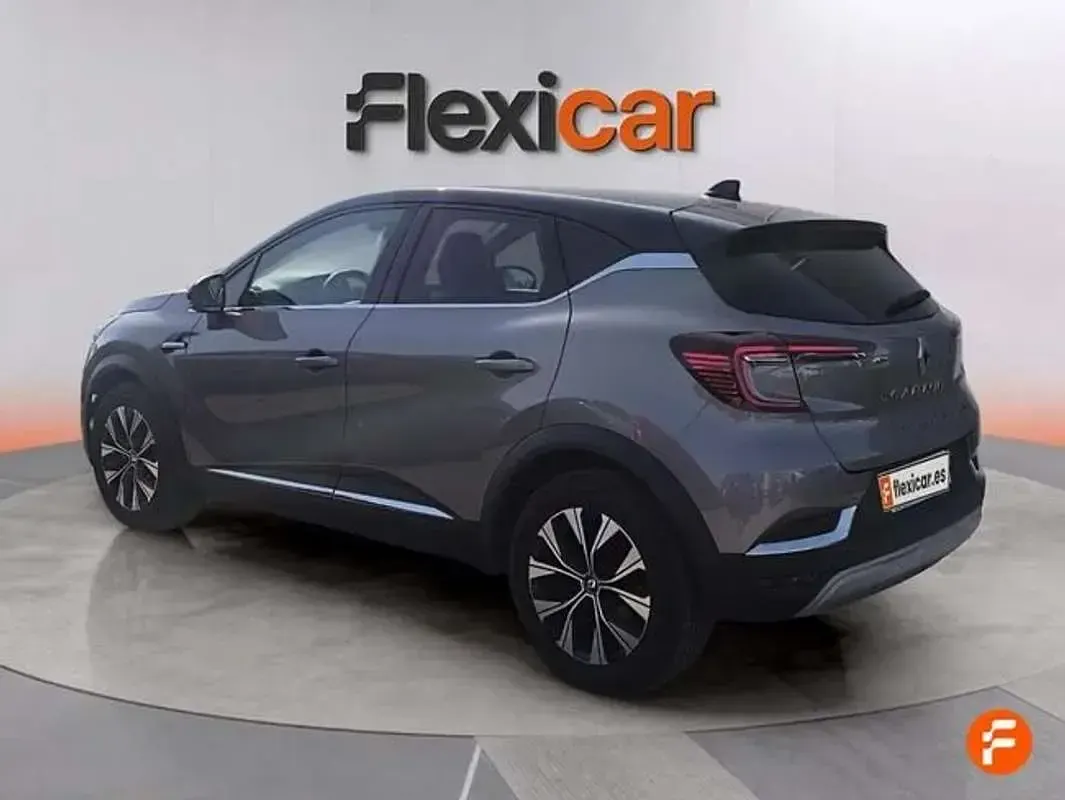 Usado Renault Captur Engineered 145 CV (106 kW) 2024 Amarillo SUV