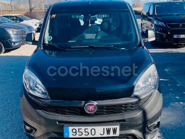 Negro Usado 2015 Fiat Doblò Lounge Monovolumen | 7900 € (Precio justo) - Imagen 1/4