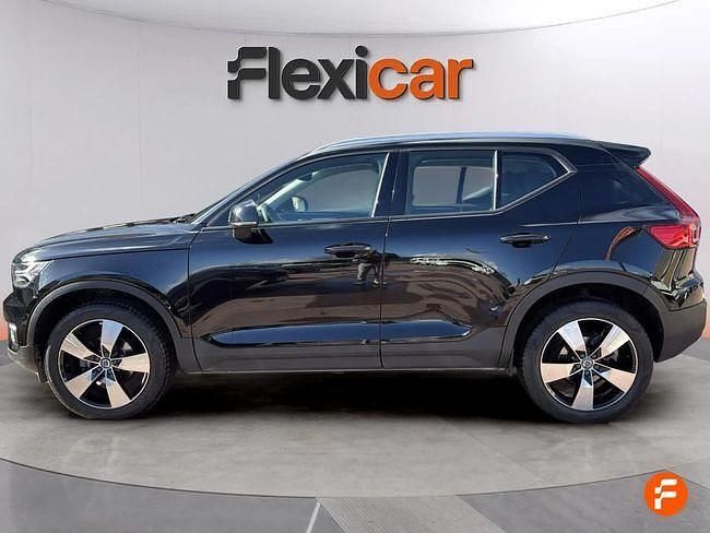 Usado Volvo XC40 Momentum 163 CV (119 kW) 2020 Negro SUV