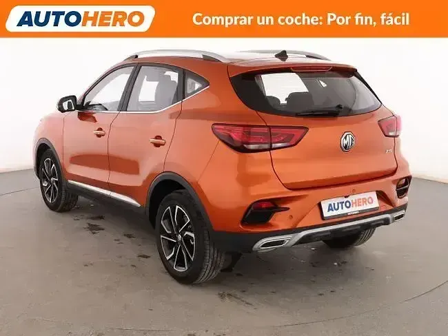 Usado MG ZS Luxury 111 CV (81 kW) 2023 Naranja SUV