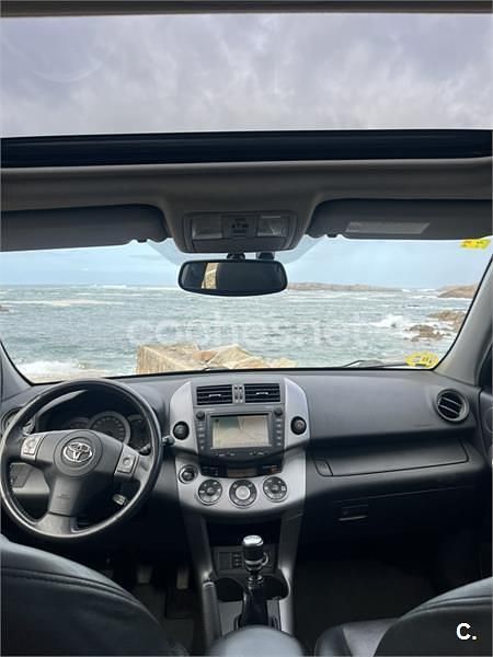 Usado Toyota RAV4 Executive 136 CV (100 kW) 2006 Negro SUV