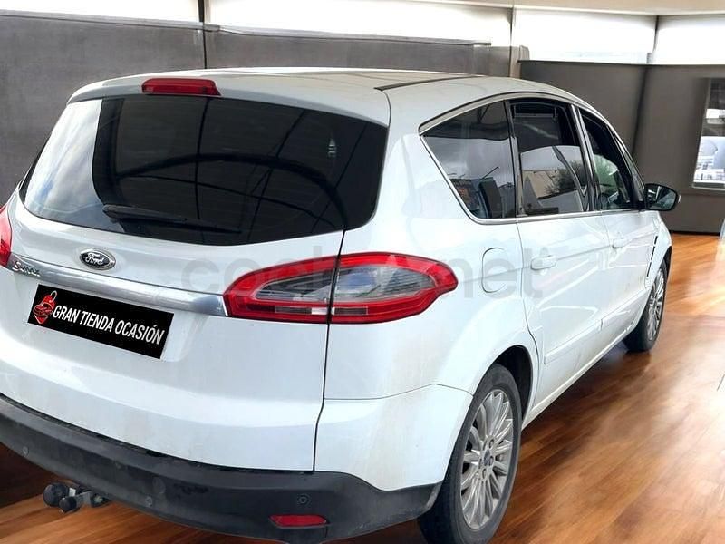 Usado Ford S-MAX Titanium 140 CV (102 kW) 2013 Blanco Monovolumen