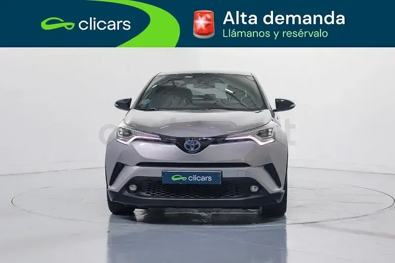 Usado Toyota C-HR Active 122 CV (89 kW) 2018 Gris / plata SUV