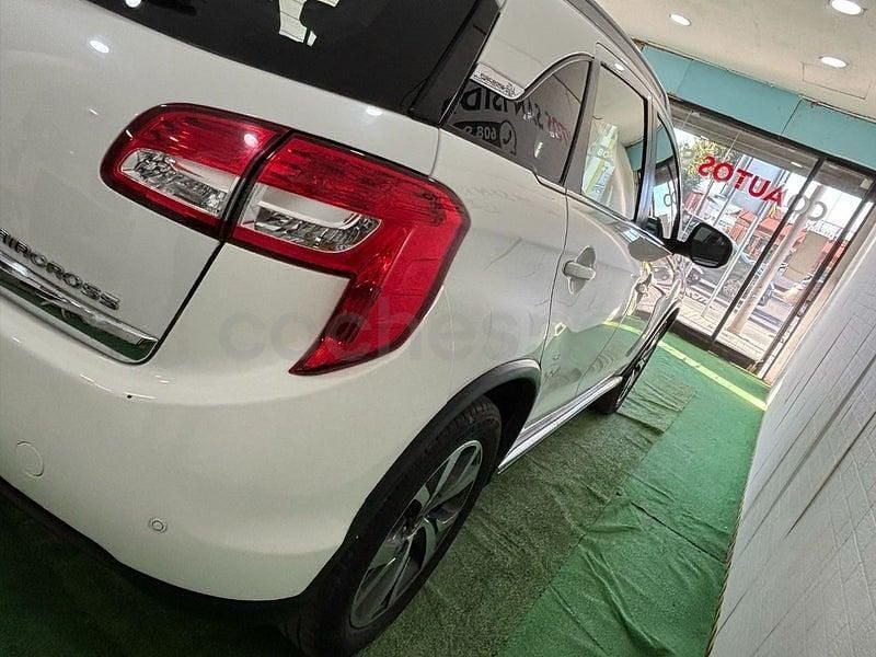 Usado Citroën C4 Aircross Exclusive 114 CV (83 kW) 2015 Blanco SUV