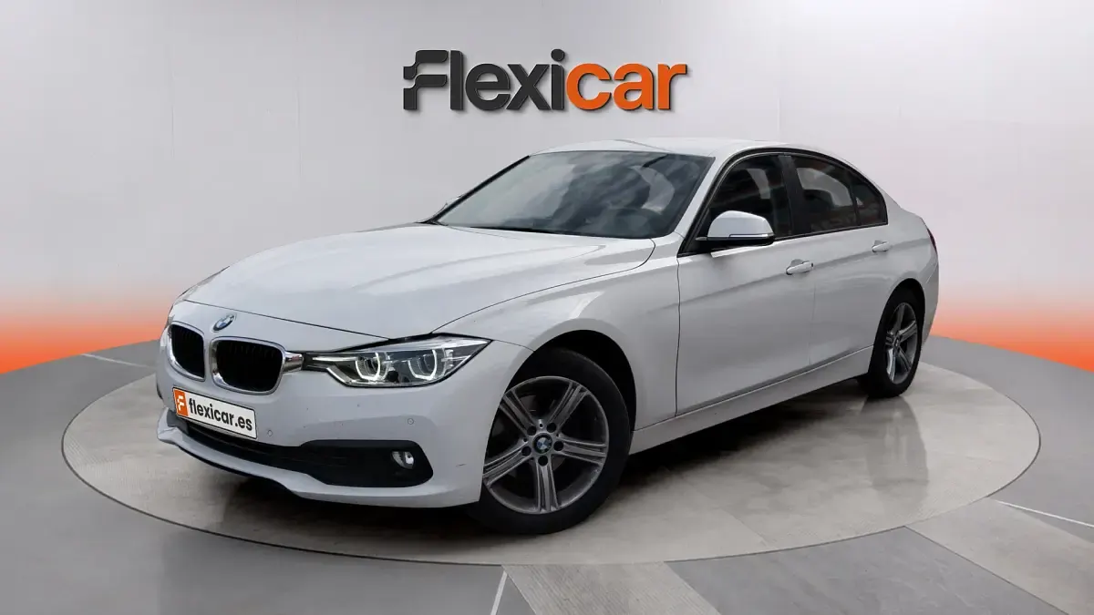 Usado BMW 318 150 CV (110 kW) 2017 Blanco Berlina