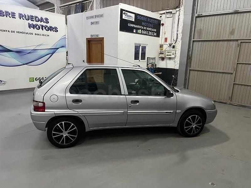 Brugt Citroën Saxo 60 HK (44 kW) 2001 Grå Hatchback