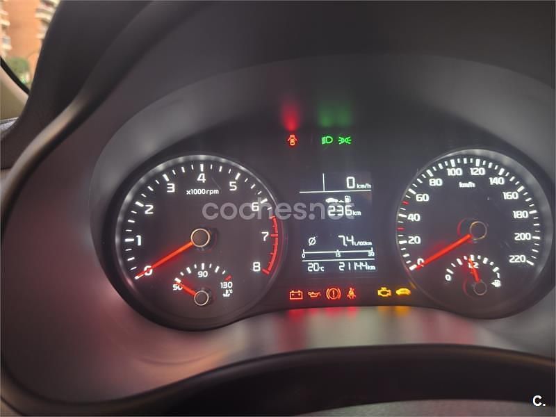 Blanco Usado 2018 Kia Stonic SUV | 14.500 € (Precio justo) - Imagen 1/4