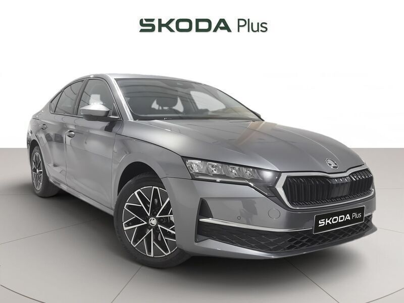 Gris Usado 2024 Skoda Octavia Selection Berlina | 30.490 € (Precio justo) - Imagen 1/4