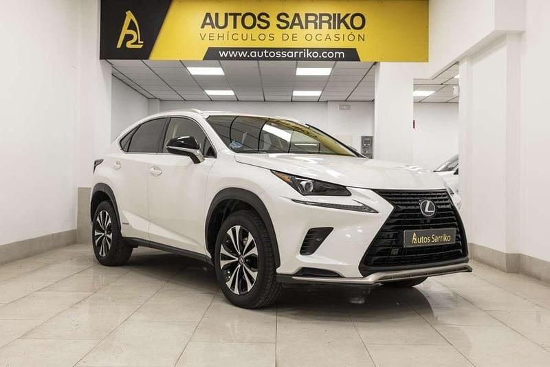 Blanco Usado 2021 Lexus NX300h SUV | 34.900 € (Un poco caro) - Imagen 1/4