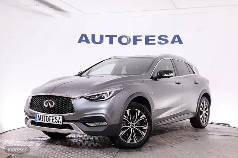 Usado Infiniti QX30 Premium 211 CV (155 kW) 2018 Gris SUV