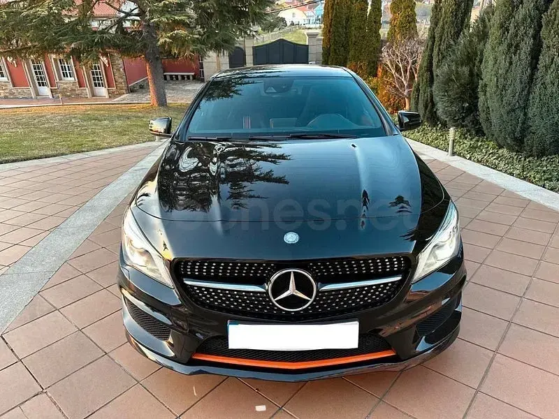 Usado Mercedes CLA220 177 CV (130 kW) 2015 Negro Berlina