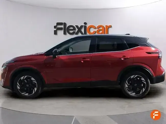 Usado Nissan Qashqai N-Connecta 140 CV (102 kW) 2025 Rojo SUV