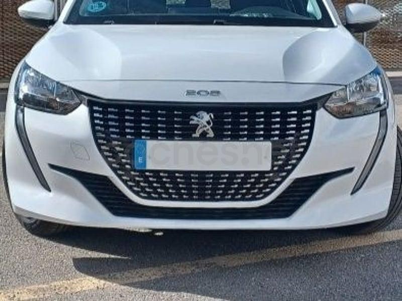 Usado Peugeot 208 Active 100 CV (73 kW) 2021 Gris / plata Utilitario