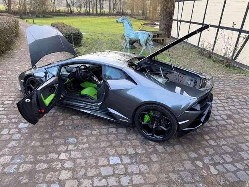 Usado Lamborghini Huracán 639 CV (469 kW) 2020 Gris Coupe