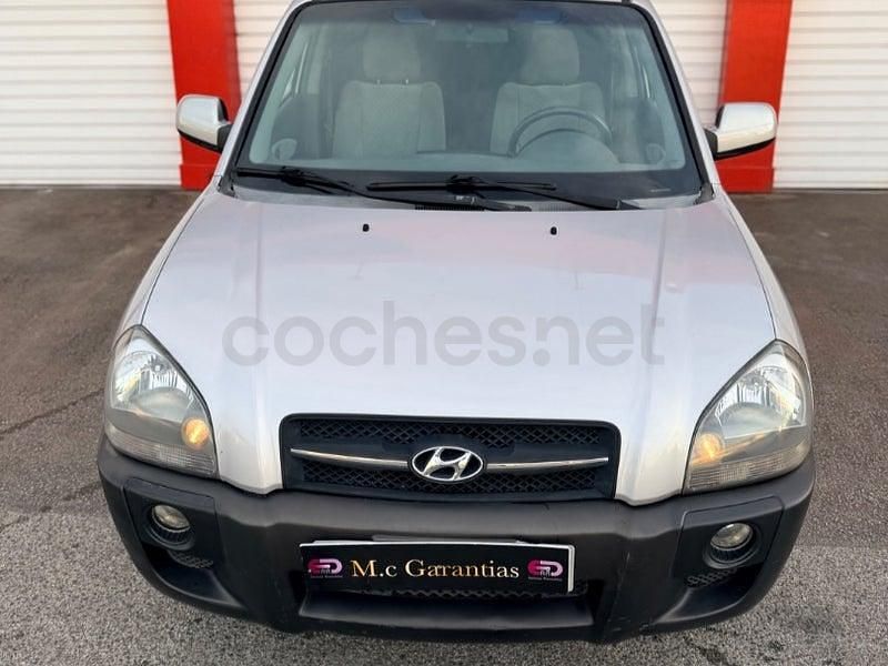 Usado Hyundai Tucson Comfort 141 CV (103 kW) 2005 Gris / plata SUV