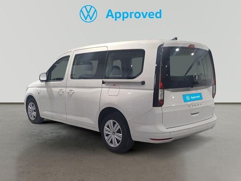 Usado VW Caddy Maxi 102 CV (75 kW) 2025 Blanco Monovolumen