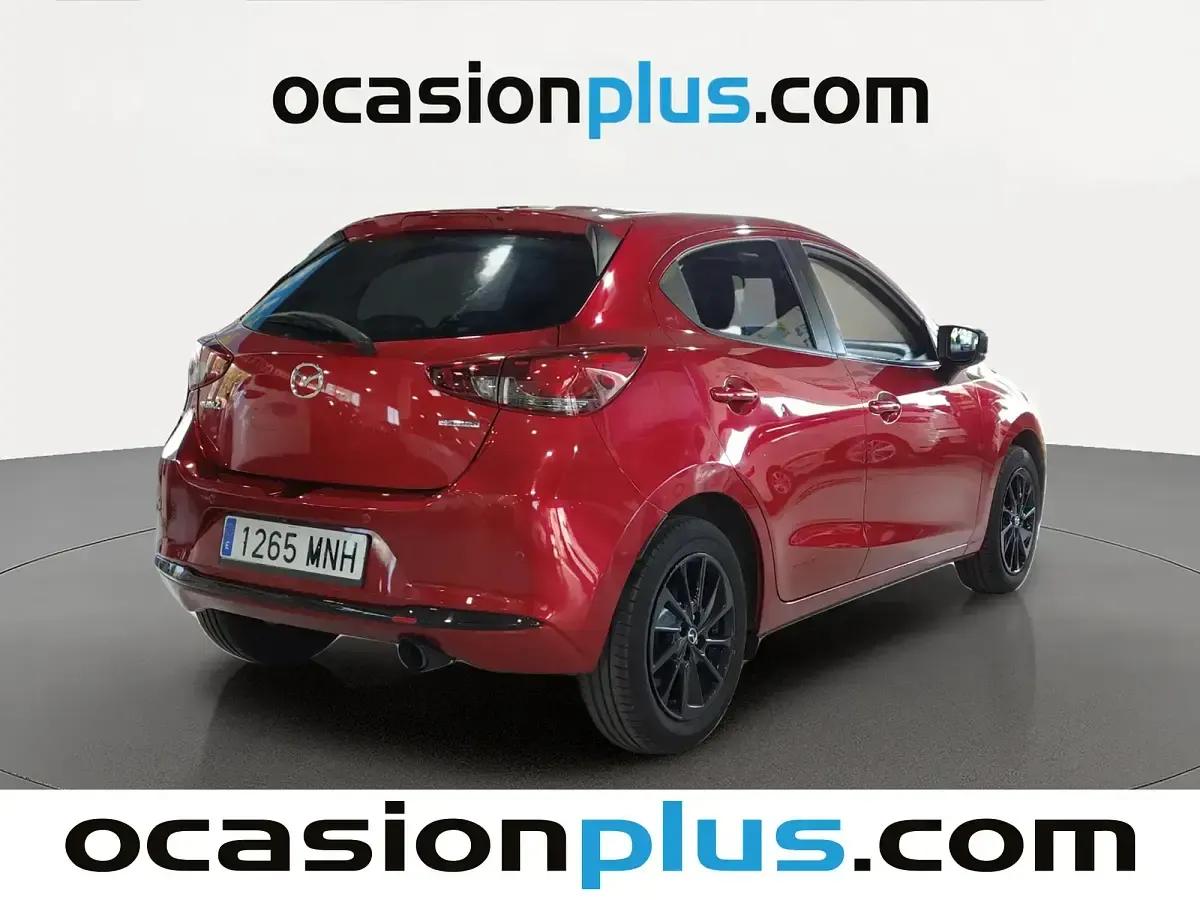 Usado Mazda 2 Homura-Line 90 CV (66 kW) 2024 Rojo Utilitario
