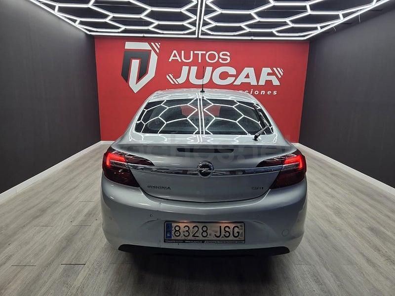 Usado Opel Insignia Business 136 CV (100 kW) 2016 Gris / plata Berlina