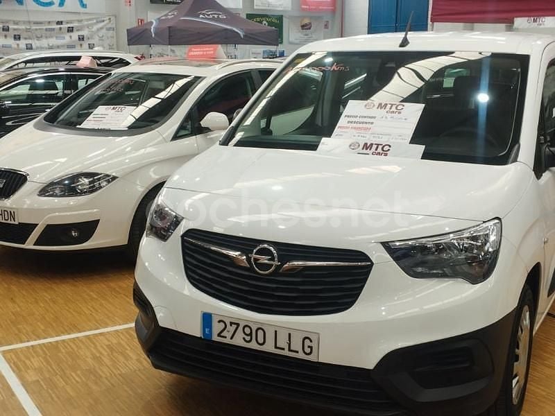 Usado Opel Combo Life Edition 102 CV (75 kW) 2021 Blanco Monovolumen