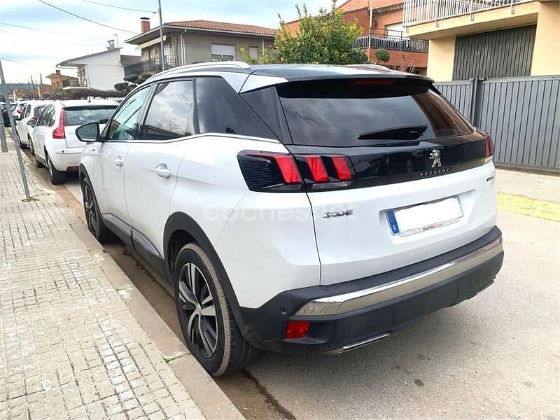 Usado Peugeot 3008 GT-line 130 CV (95 kW) 2019 Blanco SUV