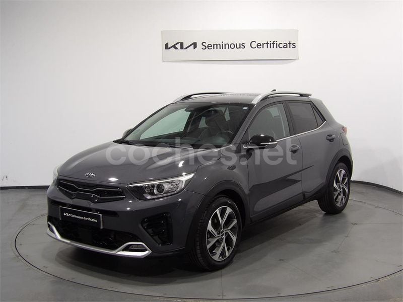 Gris / plata Usado 2021 Kia Stonic GT-Line SUV | 18.990 € (Un poco caro) - Imagen 1/4