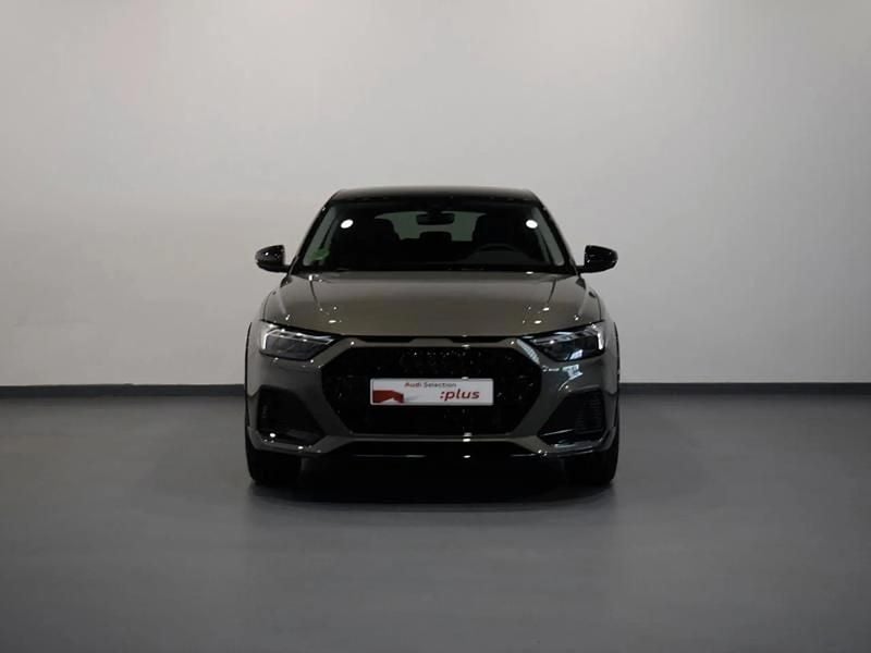 Usado Audi A1 116 CV (85 kW) 2025 Gris/plata Utilitario