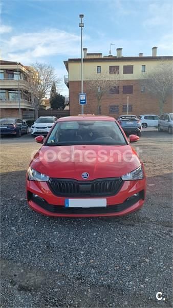 Usado Skoda Scala Ambition 115 CV (84 kW) 2021 Rojo Utilitario