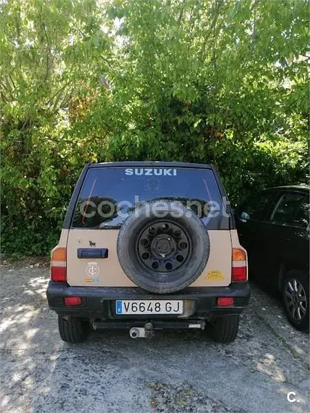 Usado Suzuki Vitara 80 CV (58 kW) 1998 Beige SUV