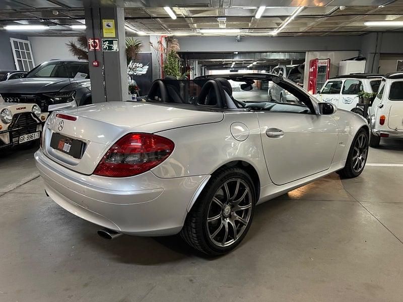 Usado Mercedes SLK200 AMG Edition 1 163 CV (119 kW) 2007 Gris / plata Descapotable