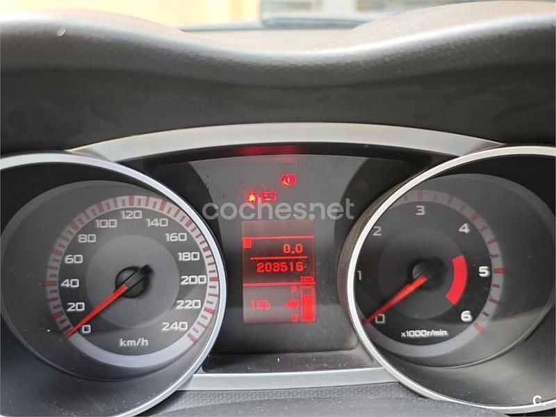 Gris / plata Usado 2007 Mitsubishi Outlander Invite SUV | 7000 € (Precio justo) - Imagen 1/2