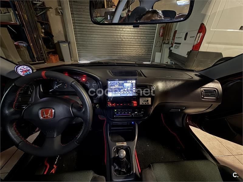 Usado Honda Civic 160 CV (117 kW) 1999 Rojo Berlina