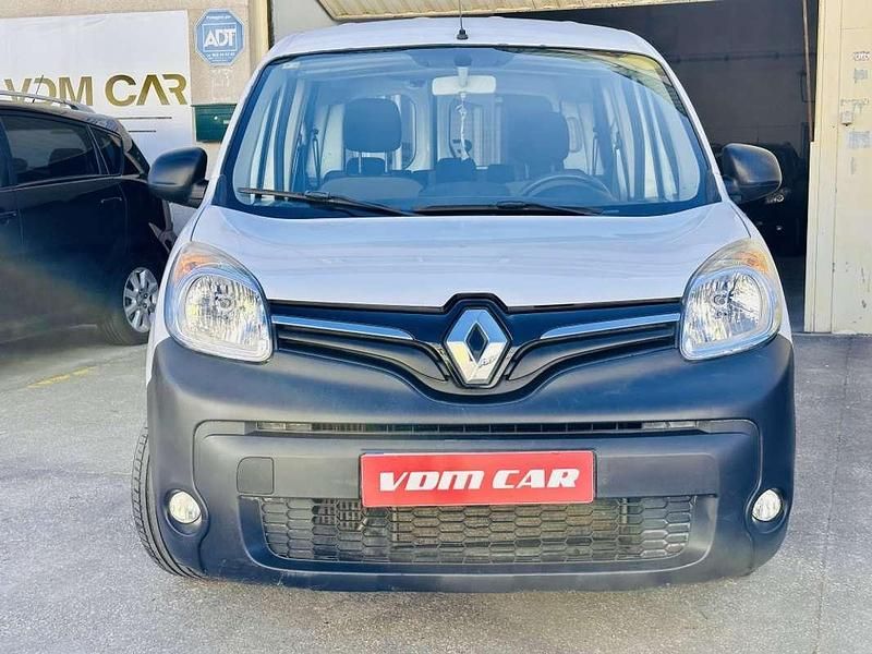 Usado Renault Kangoo LIMITED 90 CV (66 kW) 2018 Blanco Monovolumen