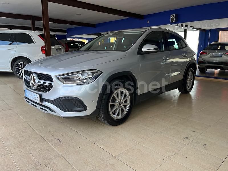 Gris / plata Usado 2021 Mercedes GLA200 SUV | 28.900 € (Super precio) - Imagen 1/4