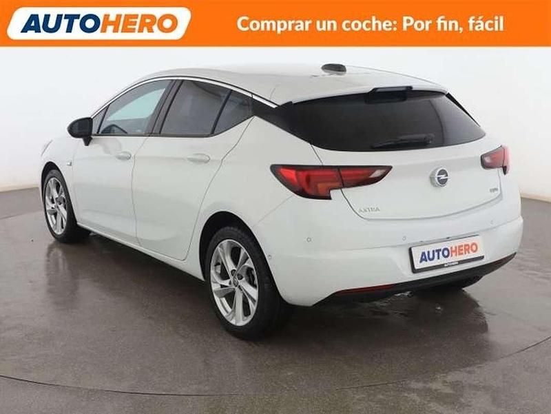 Usado Opel Astra Dynamic 136 CV (100 kW) 2017 Blanco Familiar