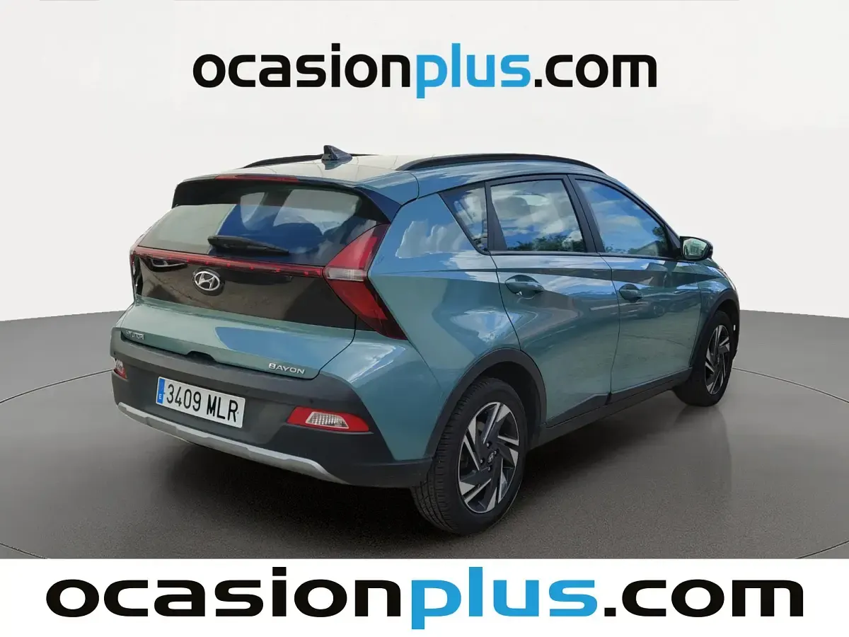 Usado Hyundai Bayon 84 CV (61 kW) 2023 Verde SUV