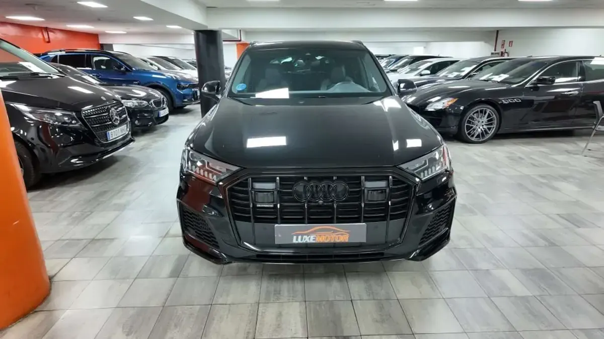 Usado Audi Q7 S-line plus 340 CV (250 kW) 2022 Negro SUV