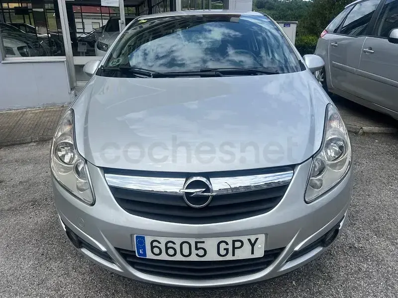 Usado Opel Corsa 95 CV (69 kW) 2010 Gris / plata Utilitario