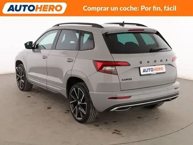 Usado Skoda Karoq SportLine 150 CV (110 kW) 2022 Gris SUV