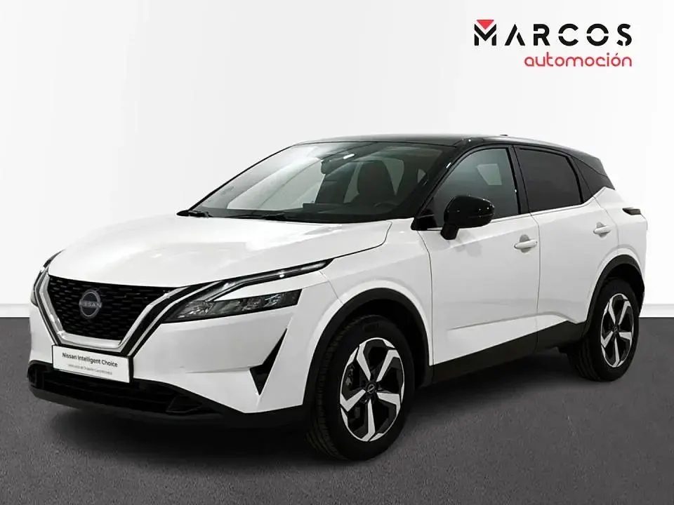 Usado Nissan Qashqai N-Connecta 140 CV (102 kW) 2024 Lunar white midnight black SUV