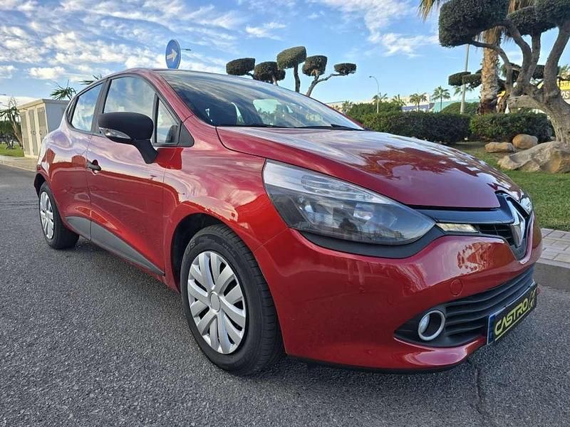 Rojo Usado 2016 Renault Clio IV Authentique Utilitario | 7900 € (Precio justo) - Imagen 1/4