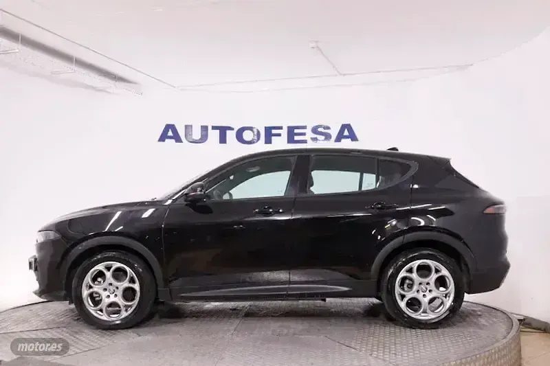 Usado Alfa Romeo Tonale Sprint 130 CV (95 kW) 2023 Negro SUV
