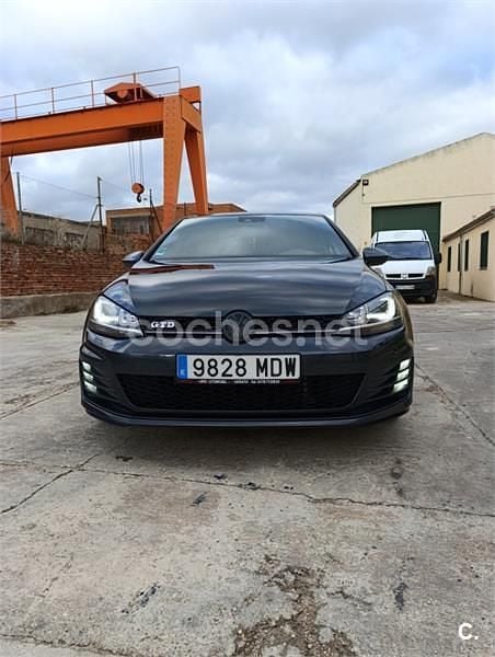 Gris / plata Usado 2014 VW Golf GTD Berlina | 14.195 € (Precio justo) - Imagen 1/4