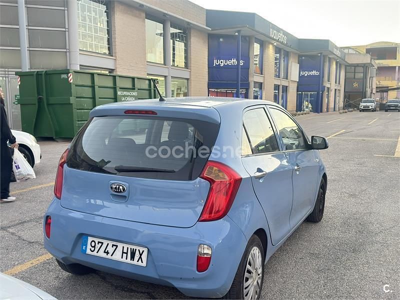 Usado Kia Picanto 69 CV (50 kW) 2014 Azul Utilitario
