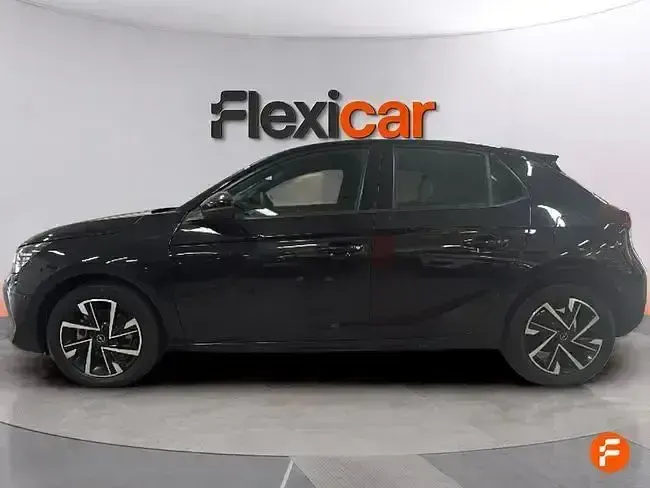 Usado Opel Corsa 100 CV (73 kW) 2024 Negro Utilitario