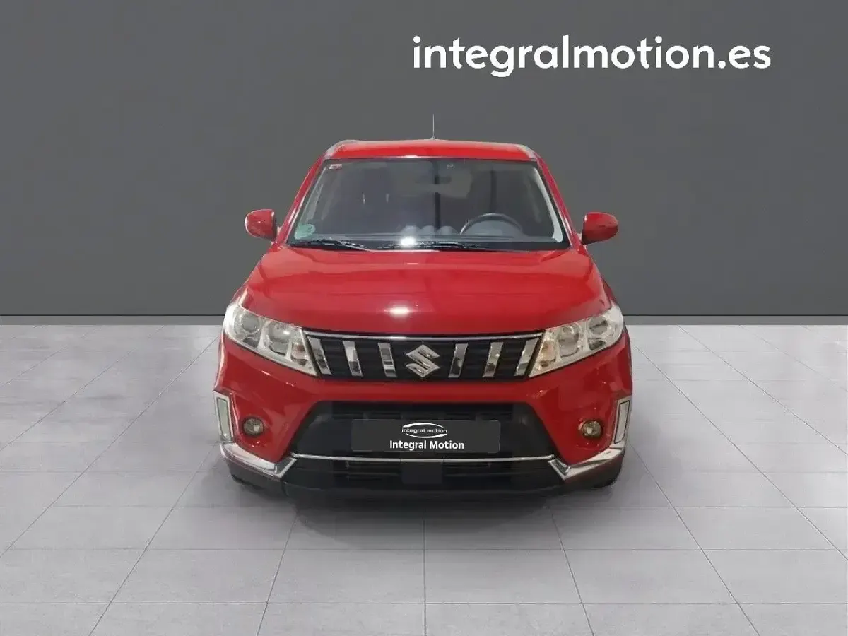 Usado Suzuki Vitara 111 CV (81 kW) 2019 Rojo SUV