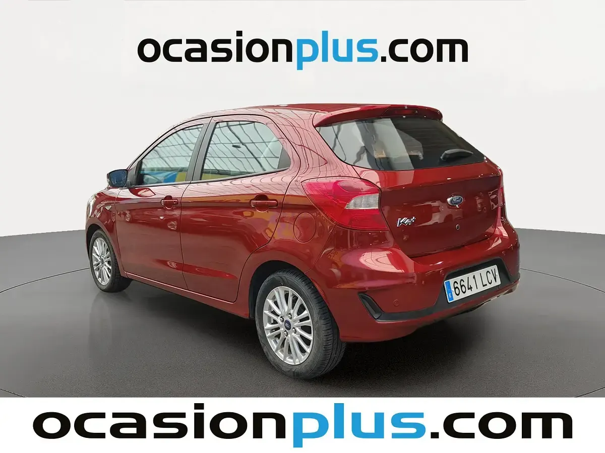 Usado Ford Ka Plus Ultimate 86 HP (63 kW) 2019 Vermelho Citadino