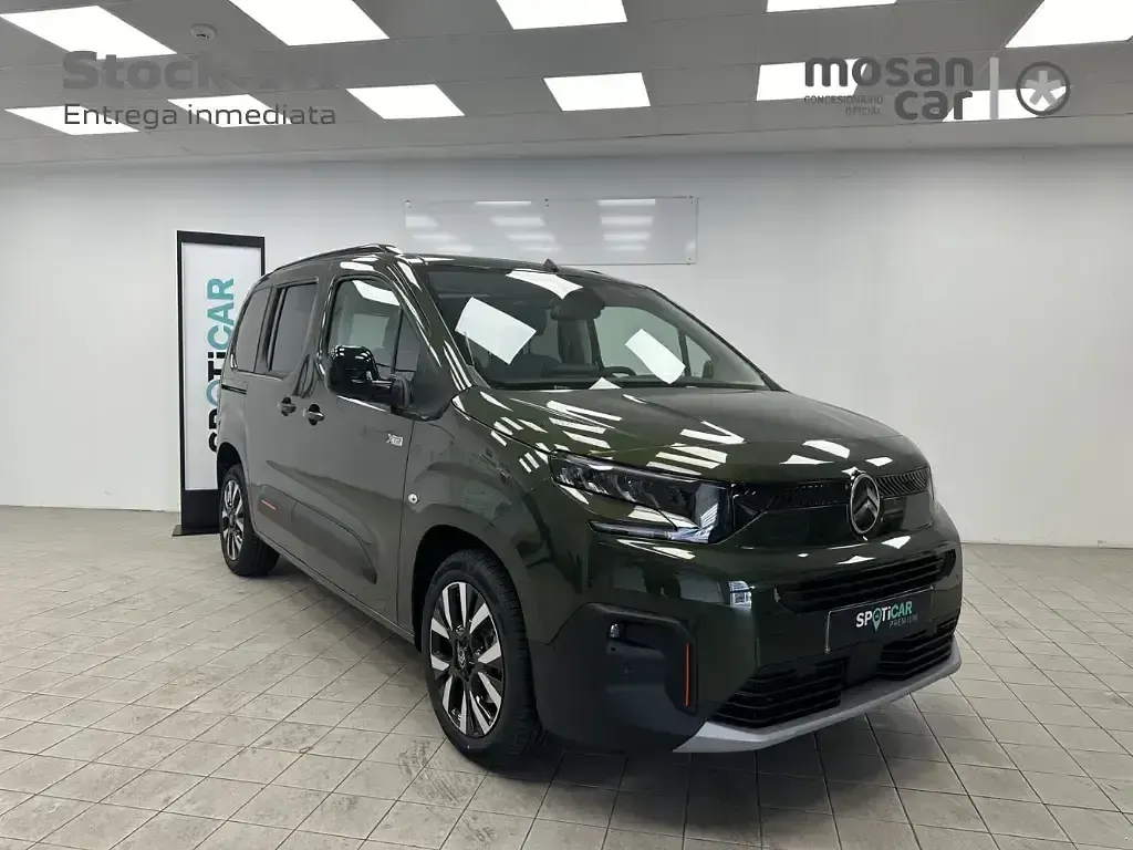 Nuevo Citroën Berlingo 130 CV (95 kW) 2026 Verde Monovolumen